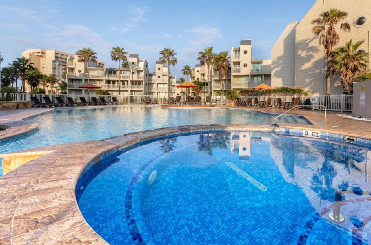 Ocean Breeze Retreat 2Bed 2Bath, Heated Pool! Lejlighed South Padre Island Eksteriør billede
